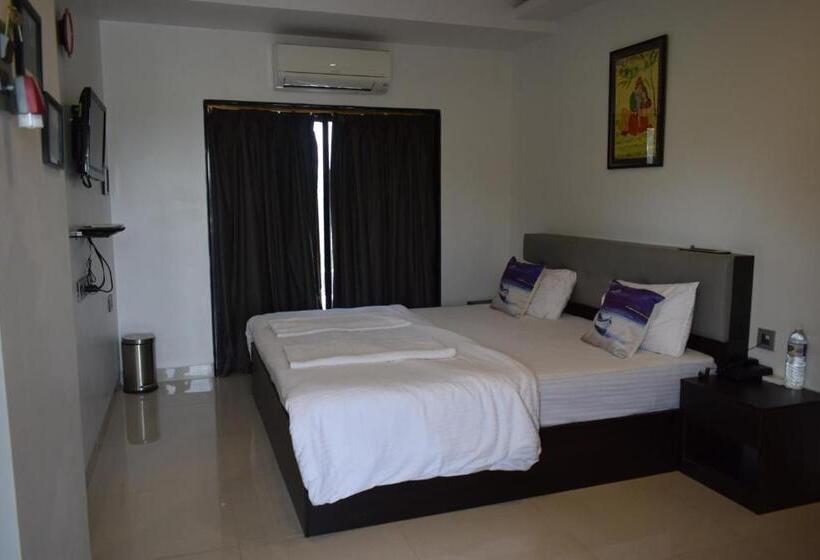 اتاق سوپریور, Athi Resorts