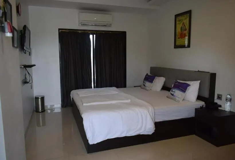 اتاق سوپریور, Athi Resorts