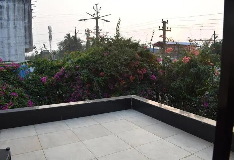 اتاق سوپریور, Athi Resorts