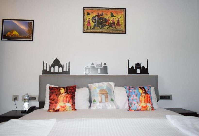 اتاق لوکس با تخت بزرگ, Athi Resorts