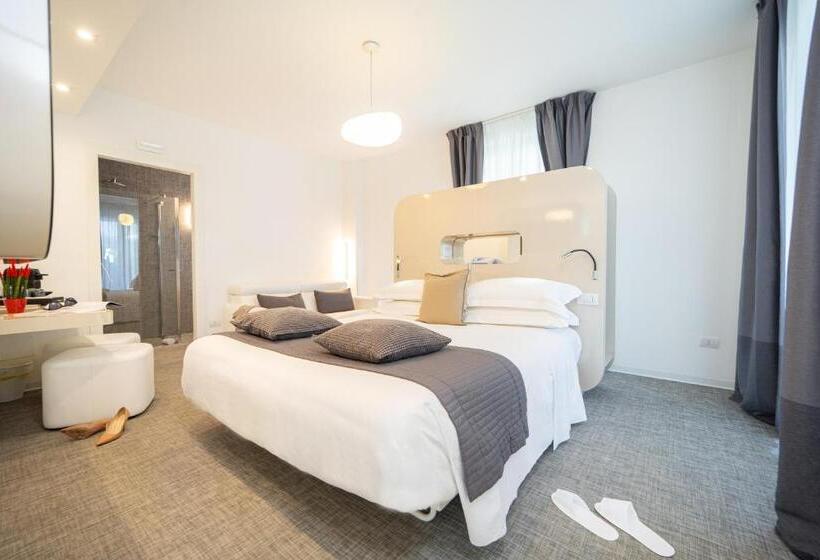 Junior Suite, Iconic Wellness Resort & Spa