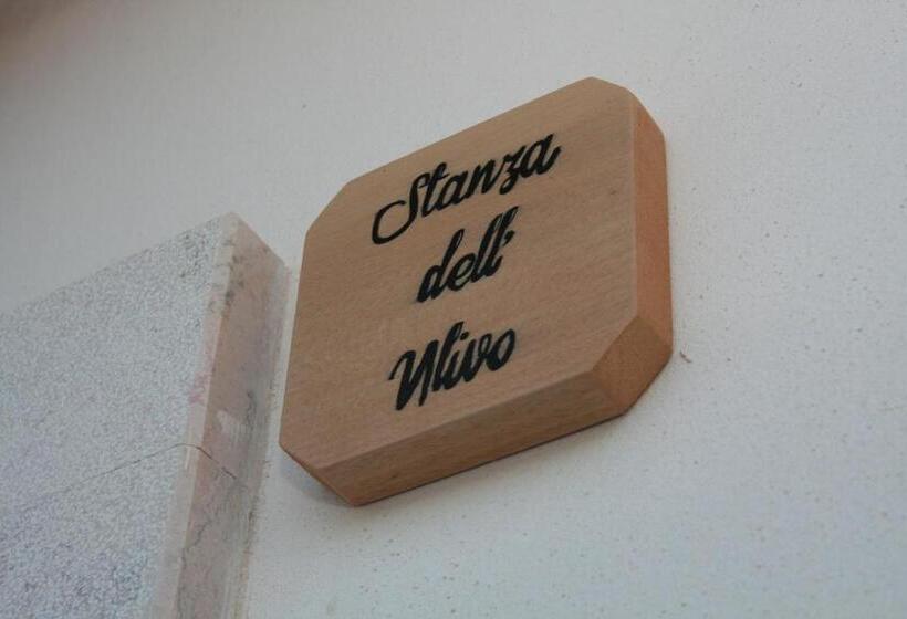 スタンダードルーム, La Dimora Gigante