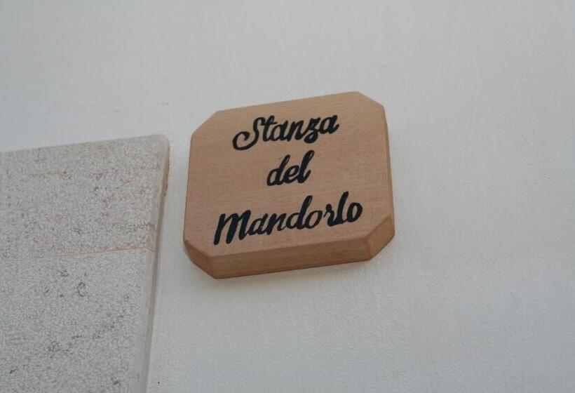 プールビュースタンダードルーム, La Dimora Gigante