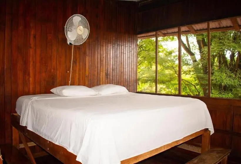 オーシャンビューファミリールーム, Hostel Plinio