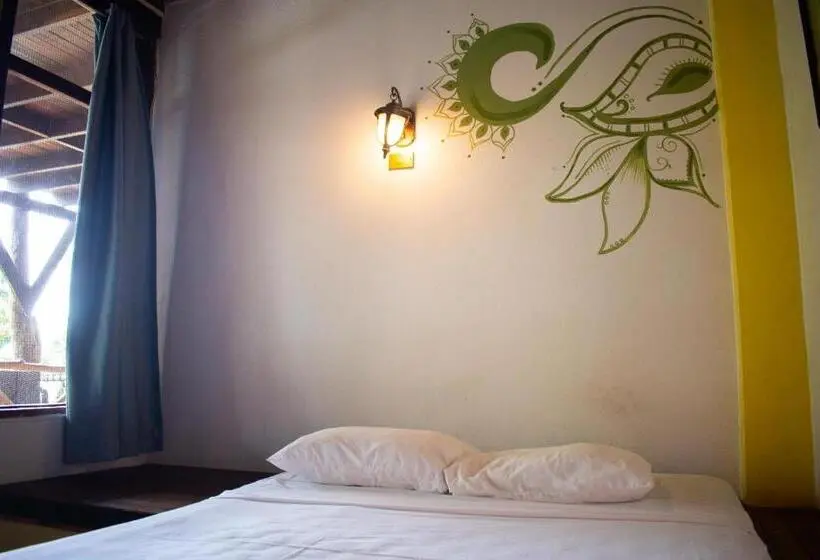 バス共有のスタンダードルーム, Hostel Plinio