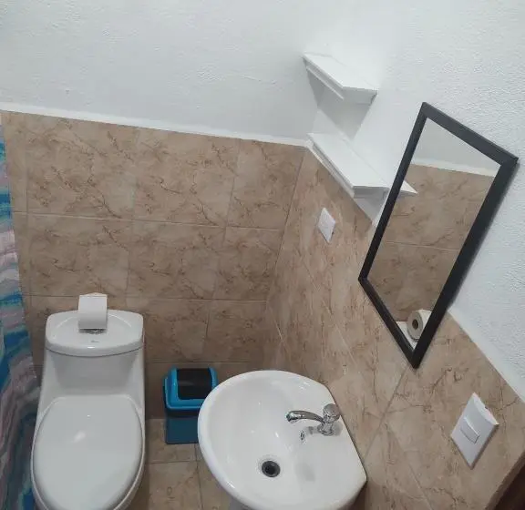 スタンダード4人部屋, Hostel Plinio