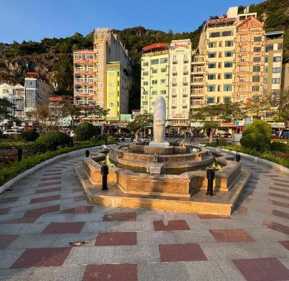 اتاق لوکس با چشم‌انداز دریا, Huong Cang Sea View