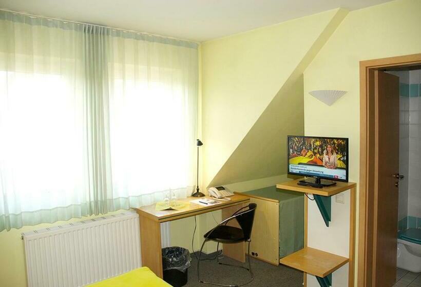 Standart Tek Kişilik Oda, Lindenthal