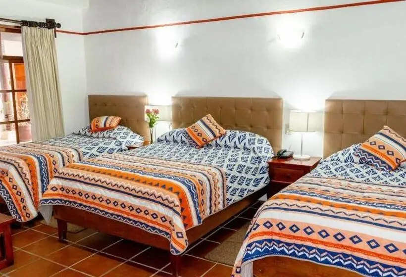 ４ベッドルームクラシックタイプ, Posada El Castellano