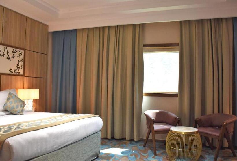 Номер Стандарт, Midan Hotel & Suites Al Aziziya