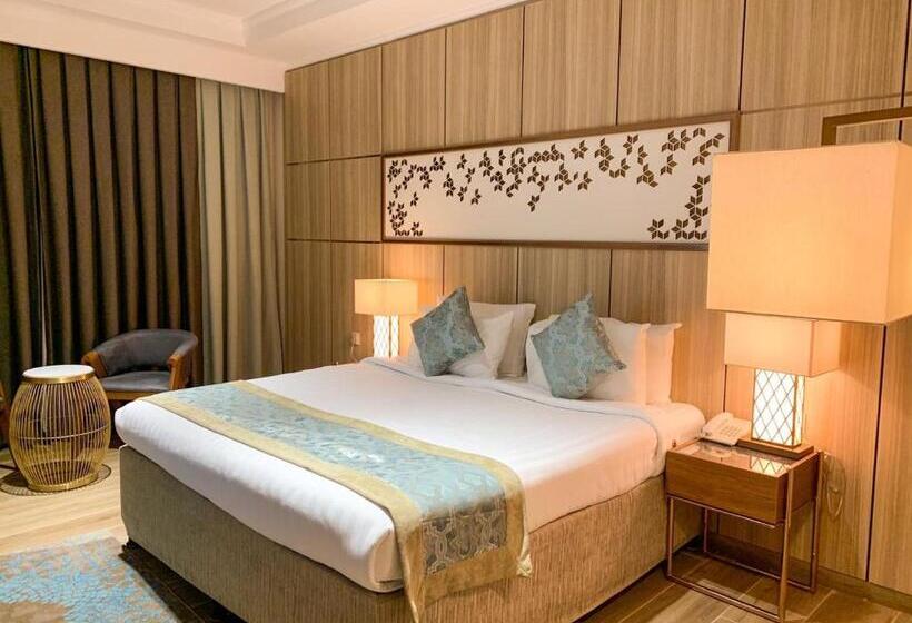 Семейный Номер, Midan Hotel & Suites Al Aziziya