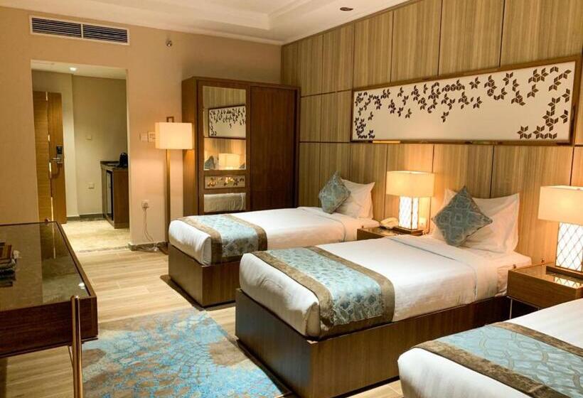 Семейный Номер, Midan Hotel & Suites Al Aziziya