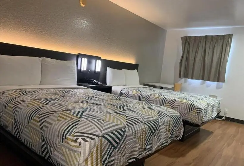 デラックスの4人部屋, Motel 6 Atlanta, Tx