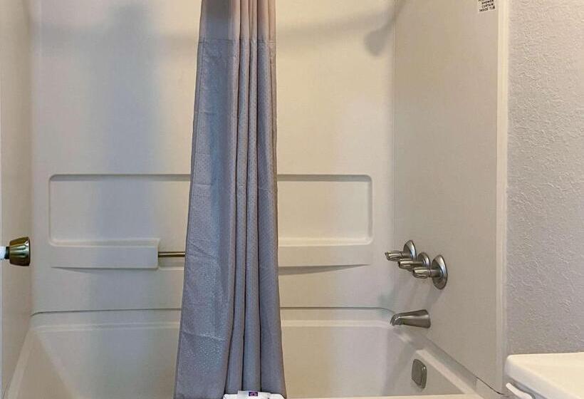 디럭스 4인 룸, Motel 6 Atlanta, Tx