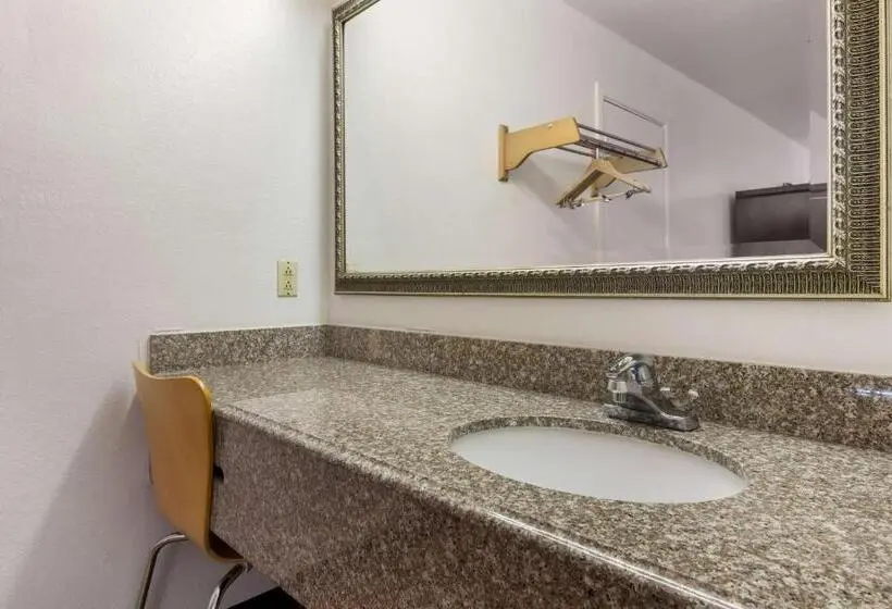 デラックスの4人部屋, Motel 6 Atlanta, Tx