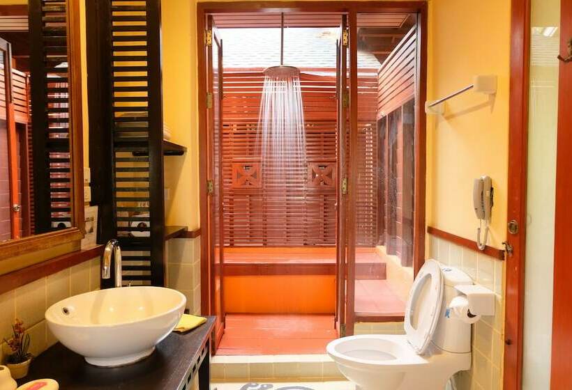 高级三人间, Valley Garden Resort