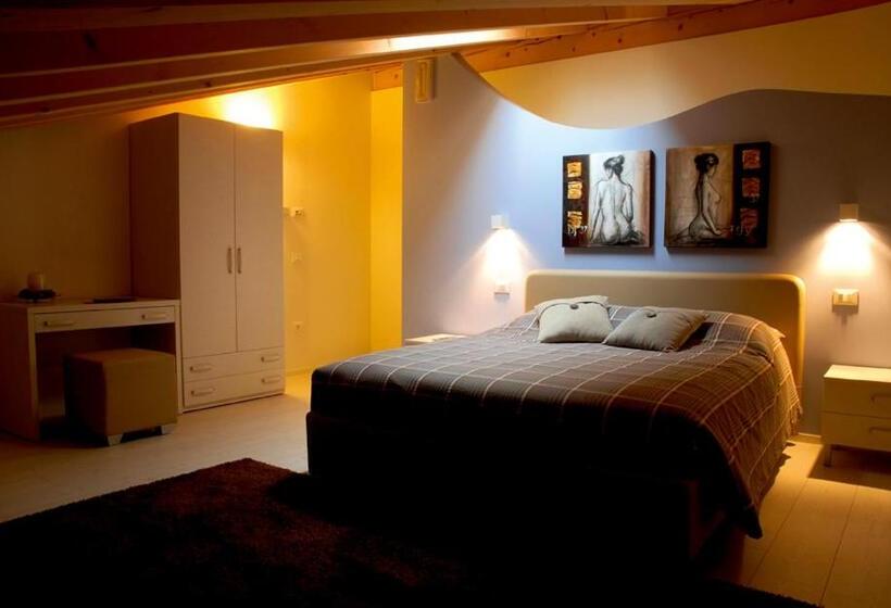 شقة غرفة واحدة, Ca  Del Sile