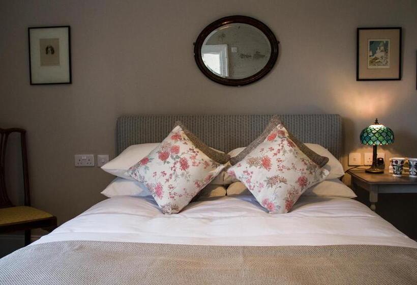 デラックスルーム, Pennygate Lodge