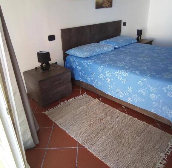 شقة غرفة واحدة مطلة على الحديقة, Rescio's Rooms