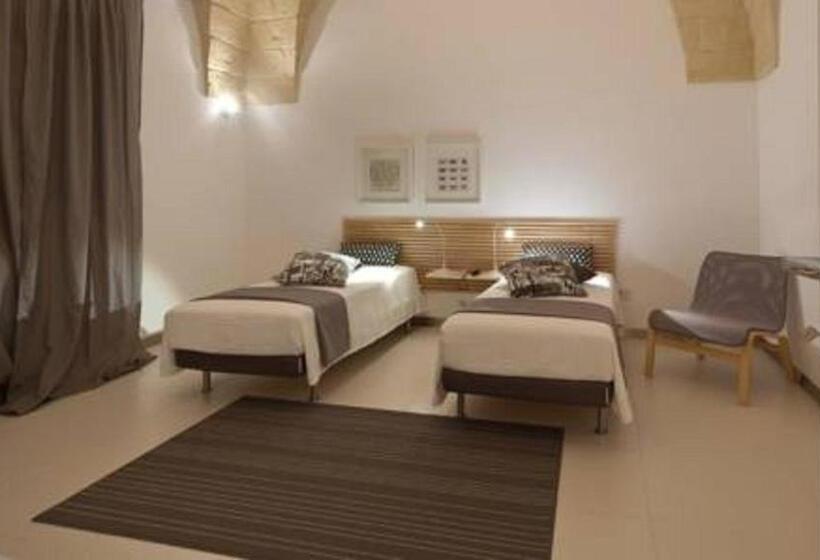 غرفة قياسية, Rescio's Rooms