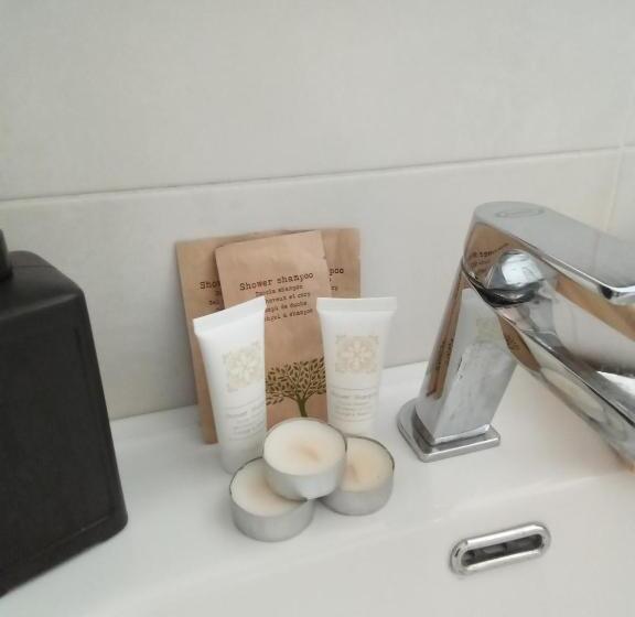 شقة غرفة واحدة مطلة على الحديقة, Rescio's Rooms