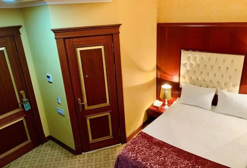 اتاق استاندارد یک نفره, Clover Hotel Baku Formula 1 View