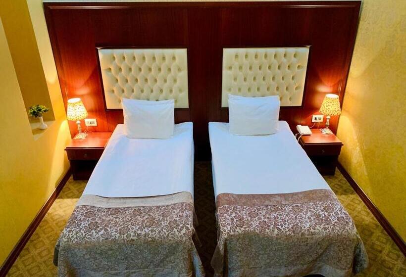 اتاق استاندارد, Clover Hotel Baku Formula 1 View