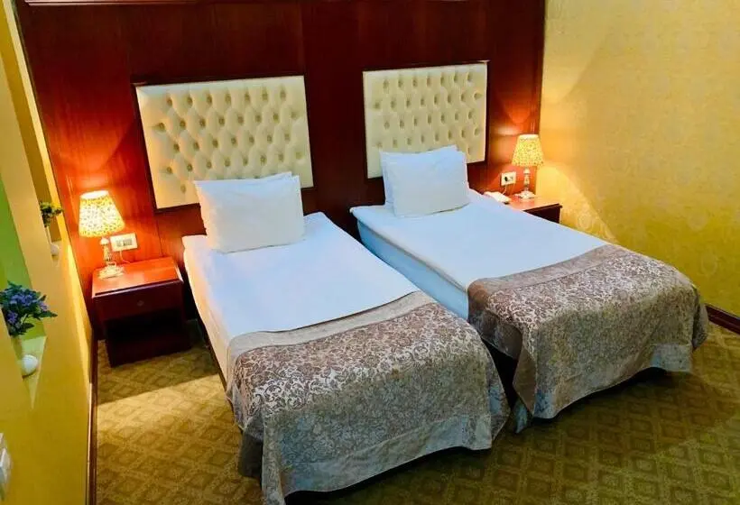 اتاق استاندارد, Clover Hotel Baku Formula 1 View