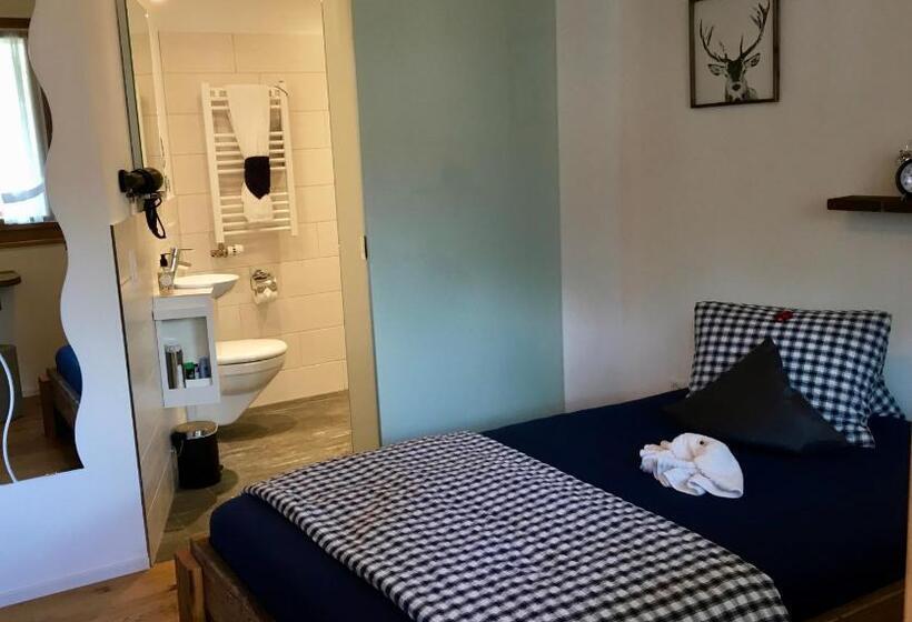 Номер Стандарт Индивидуальный, Conny's B&b