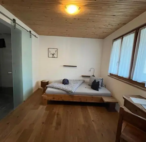 スタンダードシングルルーム, Conny's B&b