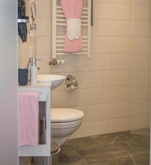 Номер Стандарт Индивидуальный с Балконом, Conny's B&b