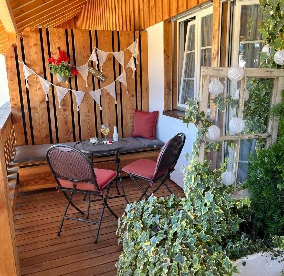 Номер Стандарт Индивидуальный с Балконом, Conny's B&b