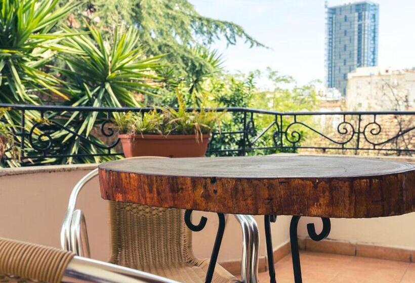 带阳台的豪华间, Garden Boutique B&b