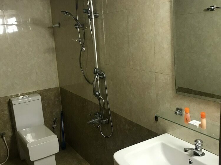 חדר דלוקס לשלושה, Al Manaal Residency