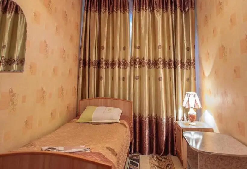 اتاق استاندارد یک نفره, Enirest