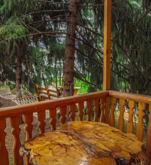 کلبه ییلاقی, Enirest