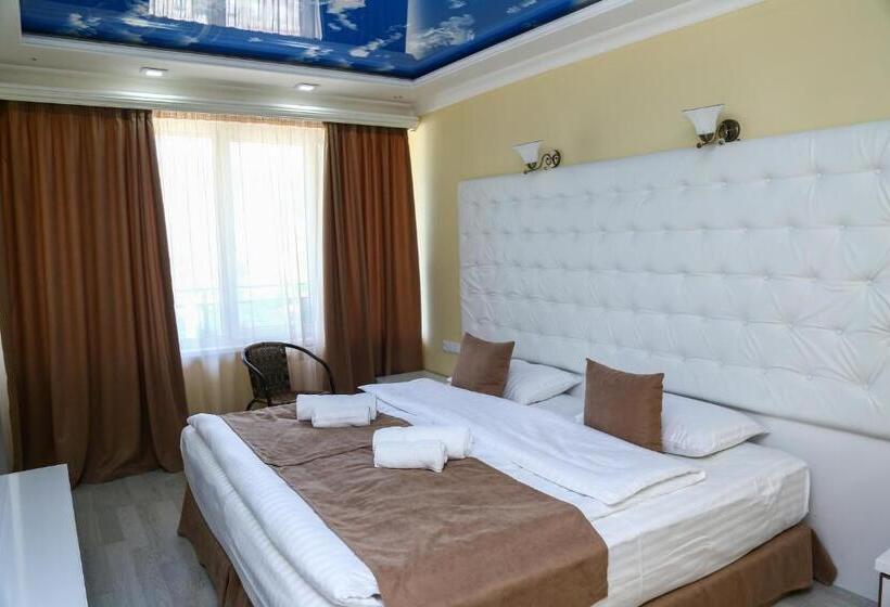 اتاق لوکس, Goris