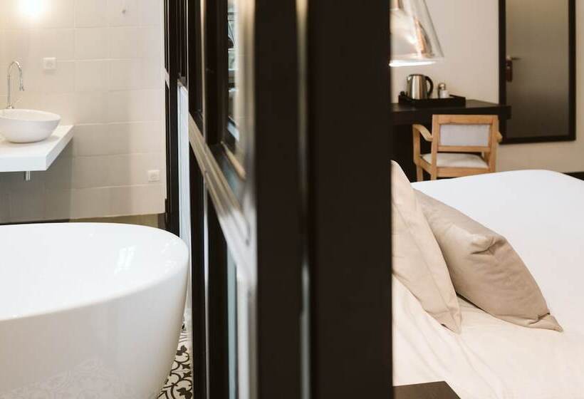 디럭스 룸, Domaine D En Fargou