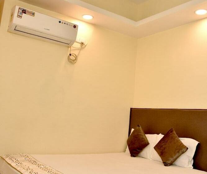 Quarto Deluxe, Maple Inn