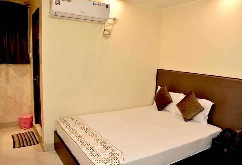 Quarto Deluxe, Maple Inn