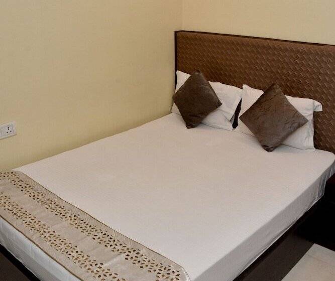 Quarto Deluxe, Maple Inn