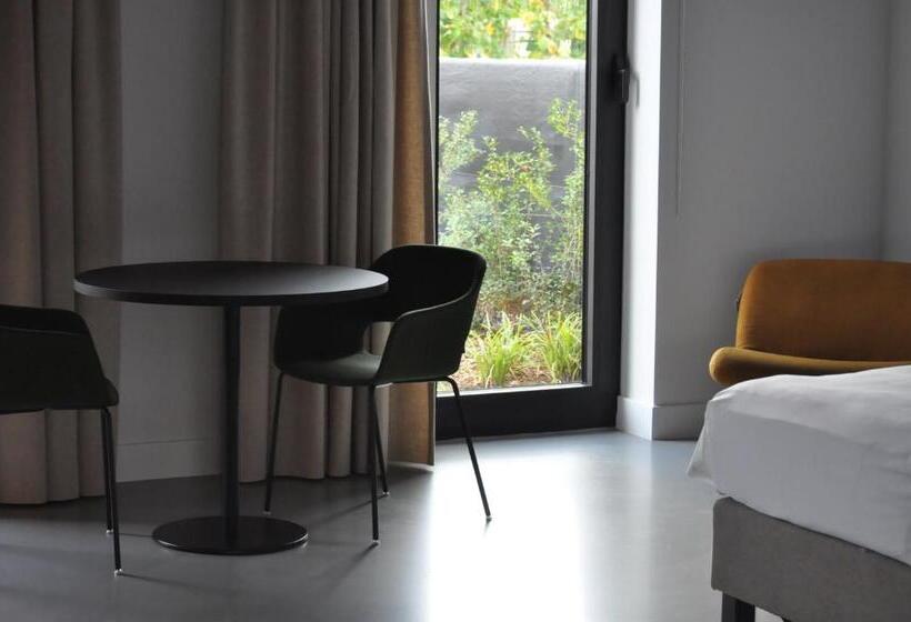 Студия Стандарт, Trust