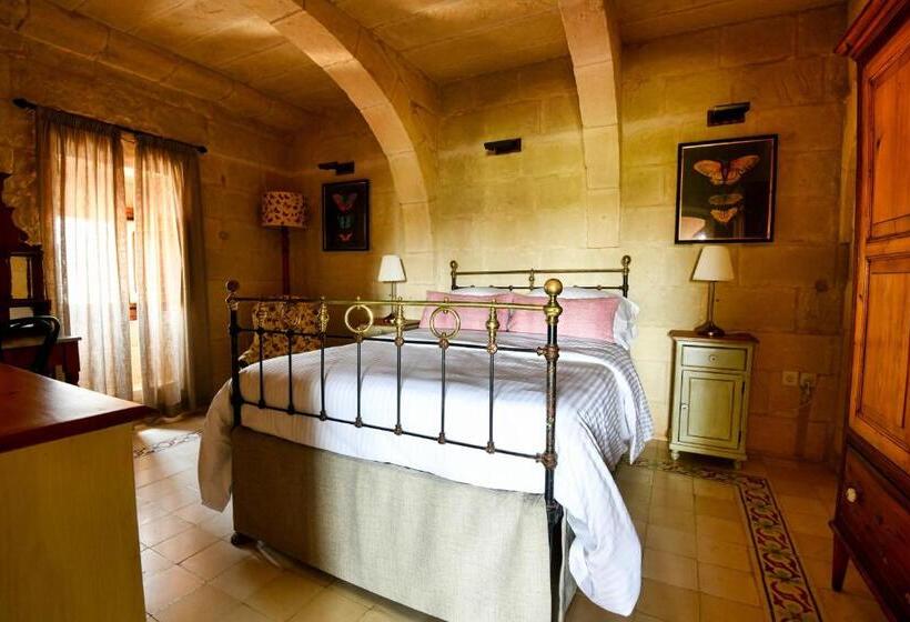 اتاق استاندارد, Maria's B&b