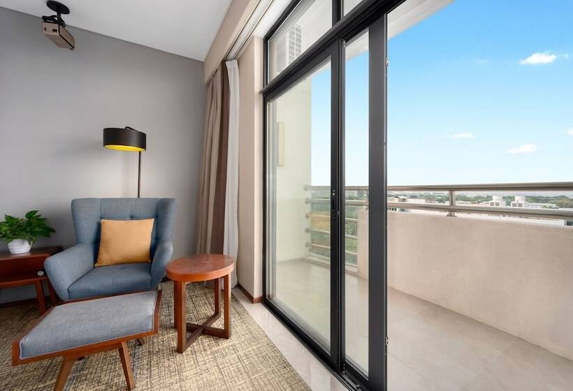 חדר אקזקיוטיב, Ausotel Smart Baiyun International Airport T2