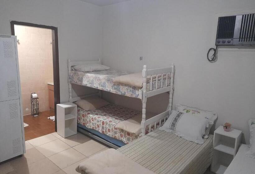 Кровать в Общей Комнате, Hostel Feel Home