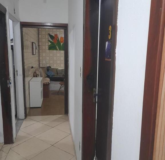 공동 객실, Hostel Feel Home