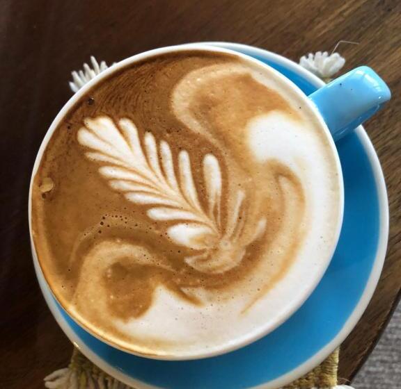 高级三人间, Karanda Bnb