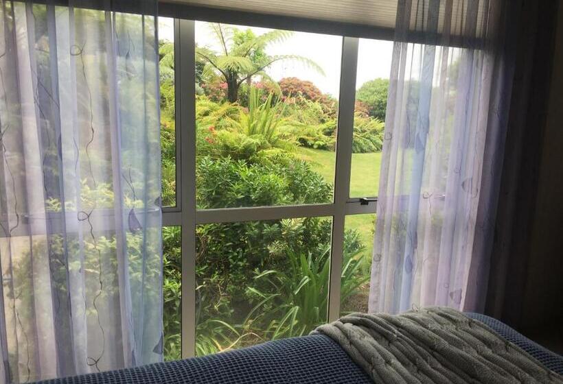 豪华套房, Karanda Bnb