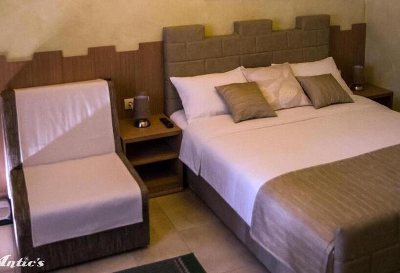 اتاق استاندارد, Motel Pizzeria Antic's