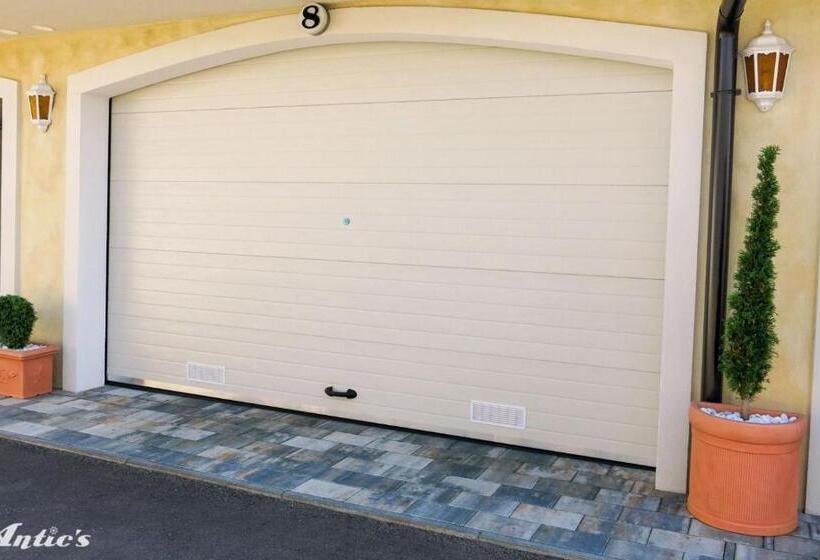 اتاق استاندارد, Motel Pizzeria Antic's